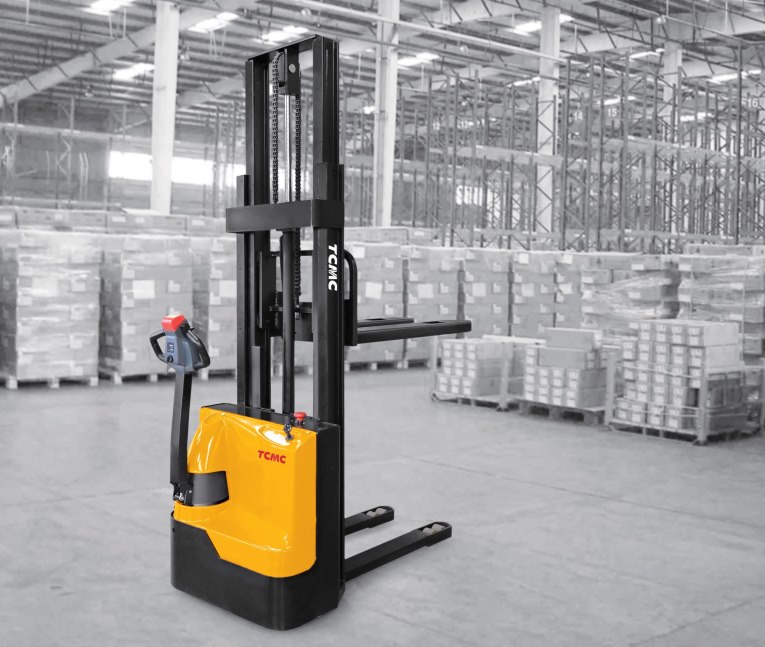 giá xe nâng điện mini