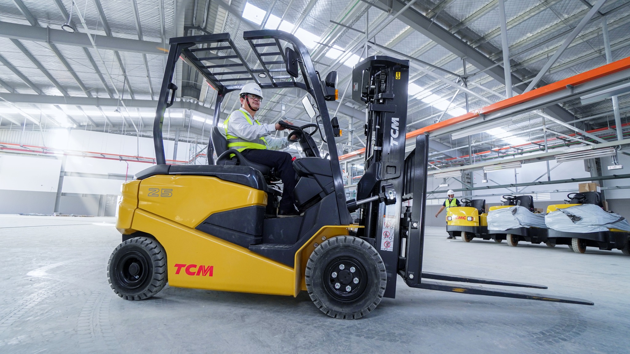 xe nâng điện 3.5 tấn